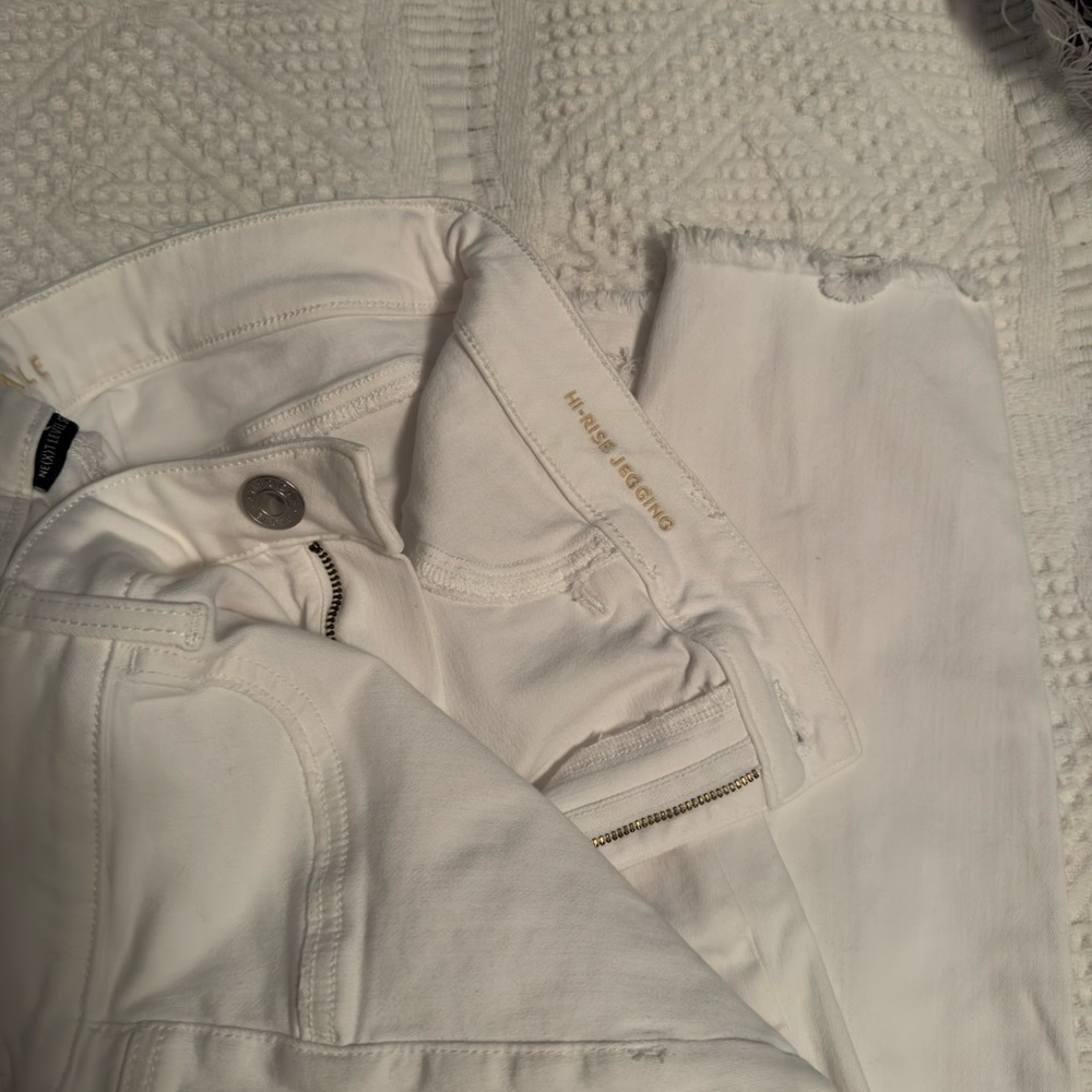 American Eagle- Next Level Stretch Jegging